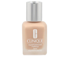 Clinique Superbalanced Foundation Feuchtigkeit Und Ölregulierung