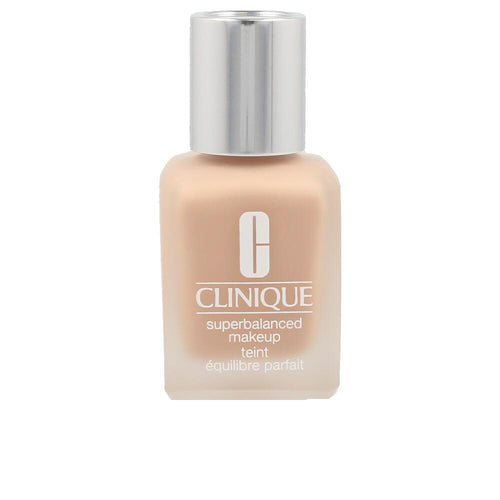 Clinique Superbalanced Foundation Feuchtigkeit Und Ölregulierung