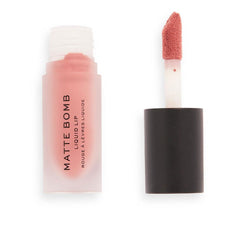 Revolution Make Up Matte Bomb Labial Líquido Nude Magnet Color Intenso