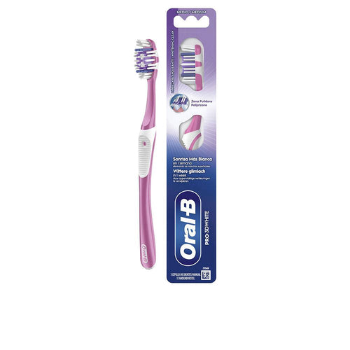Oral-B 3D White Spazzolino Dentale Sbiancamento E Protezione Gengivale